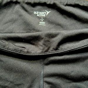 Old navy active wear capri pants